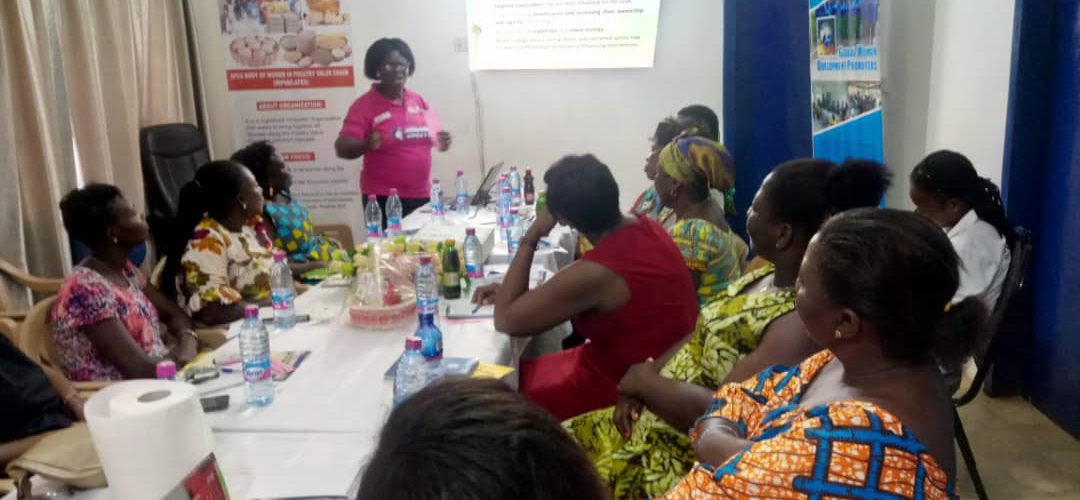 Mrs  Victoria Norgbey, taking participants through how to influence policies